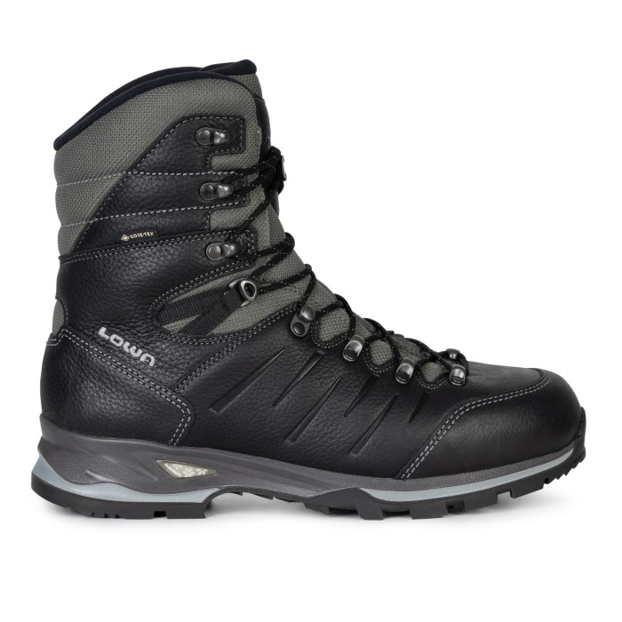 Черевики LOWA Black 41,5 Yukon Ice II GTX 211685-0999