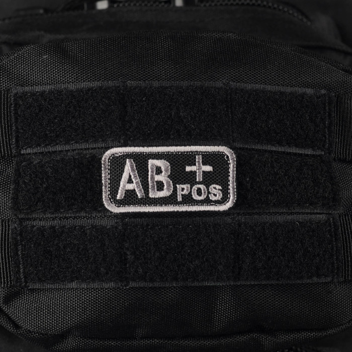 M-Tac нашивка група крові AB+ Pos чорно-сіра