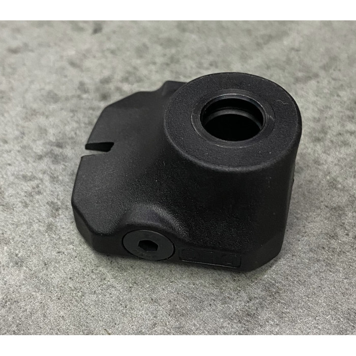 Посадкове гніздо Tactical Black (DLG-158) під антабку для цівки QD під пікатіні  Z8.6.25.002